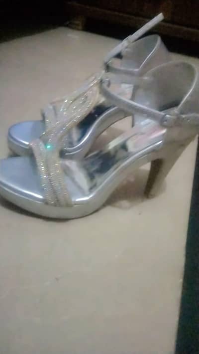 sandle