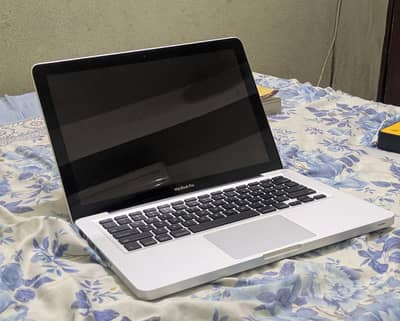 MacBook 12 pro 2012 model
