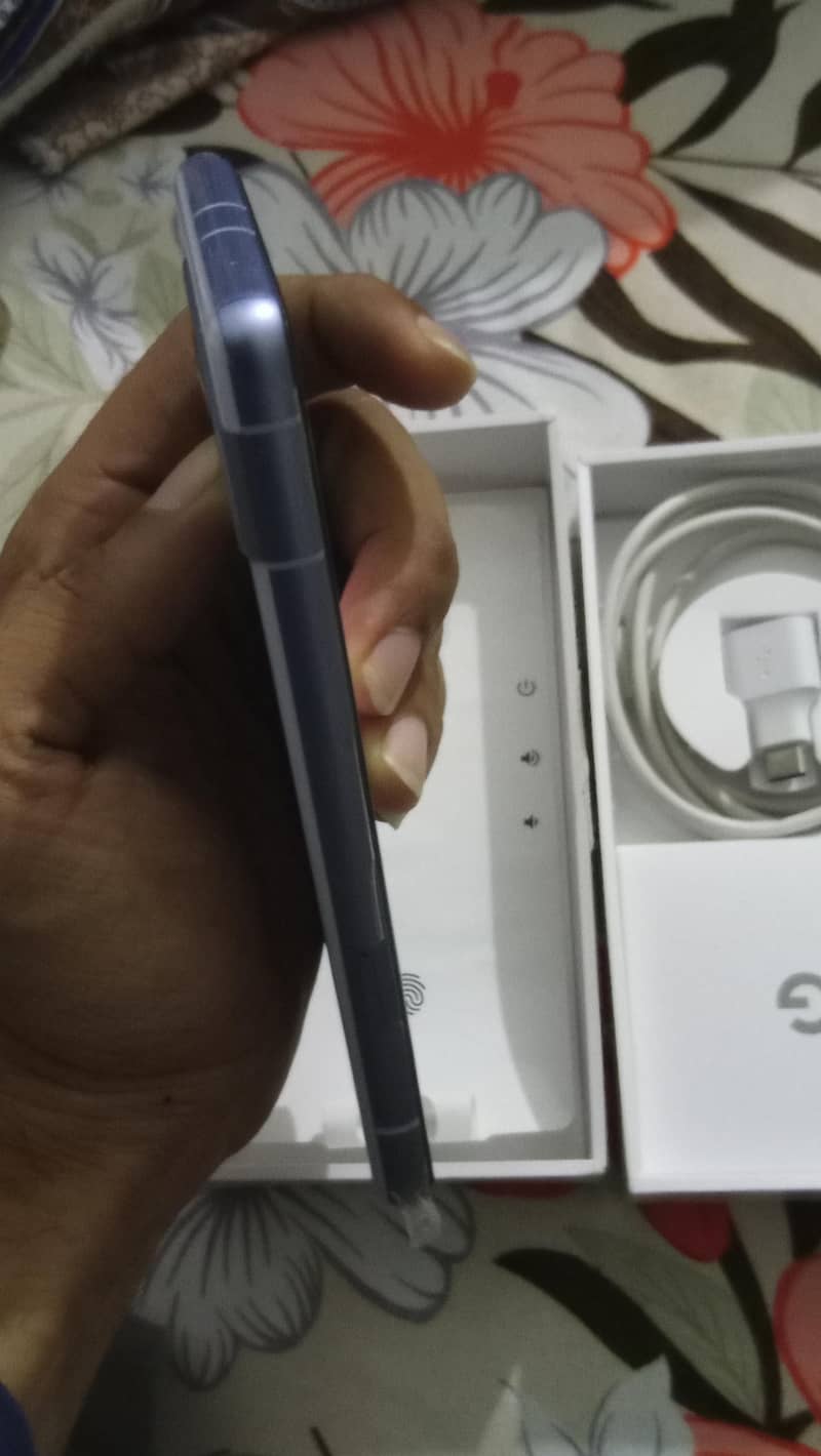 Google Pixel 7a 3