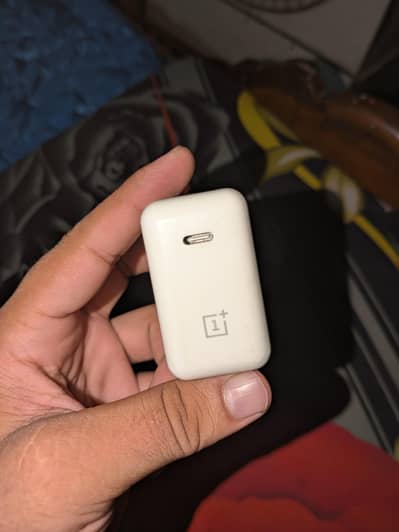 OnePlus Wrap charger 65watt