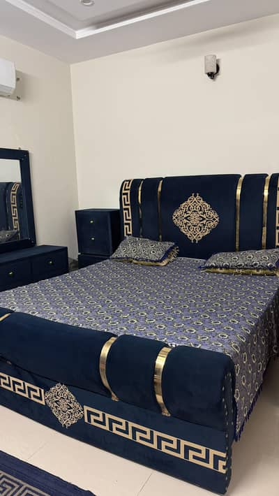 Versace Design Bed Set