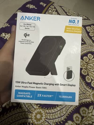 Anker Mag Go Wireless Power Bank