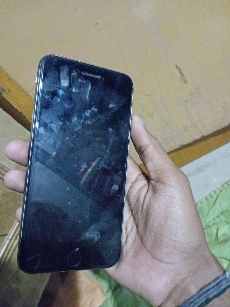 Apple iPhone 8 Plus 2