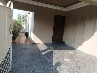 dha phase 5 b block 1 kanal upper portion furnished separate gate prime location