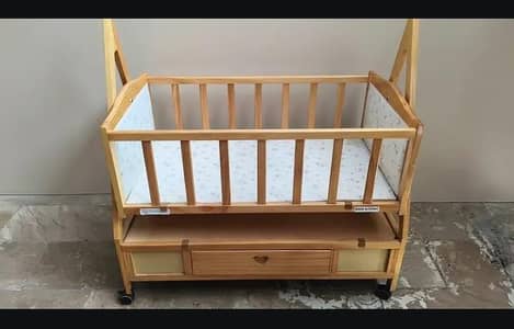 baby cot