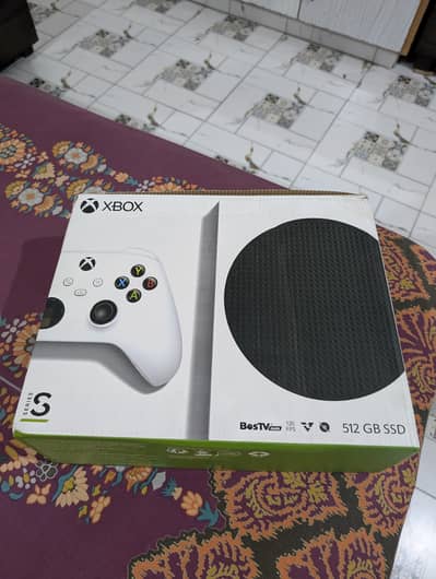 XBOX SERIES S 512GB IMMACULATE CONDITION