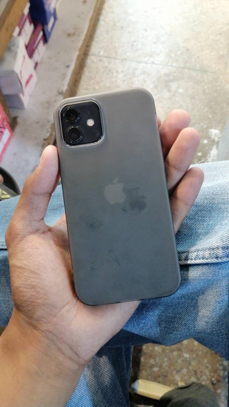 Apple iPhone 12 0