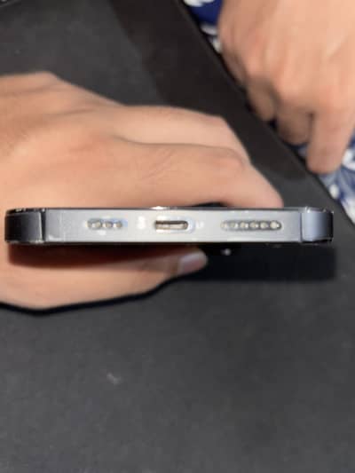 iPhone 14 Pro Max with box