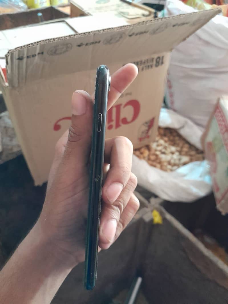 Apple iPhone 7 5