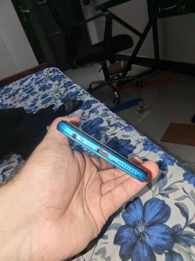 Infinix Hot 12
