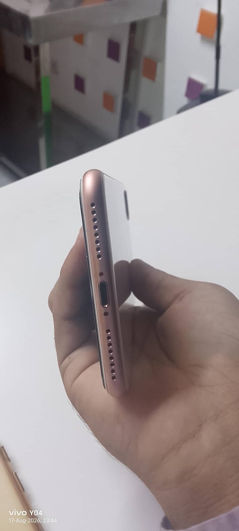 Apple iPhone 8 Plus 1