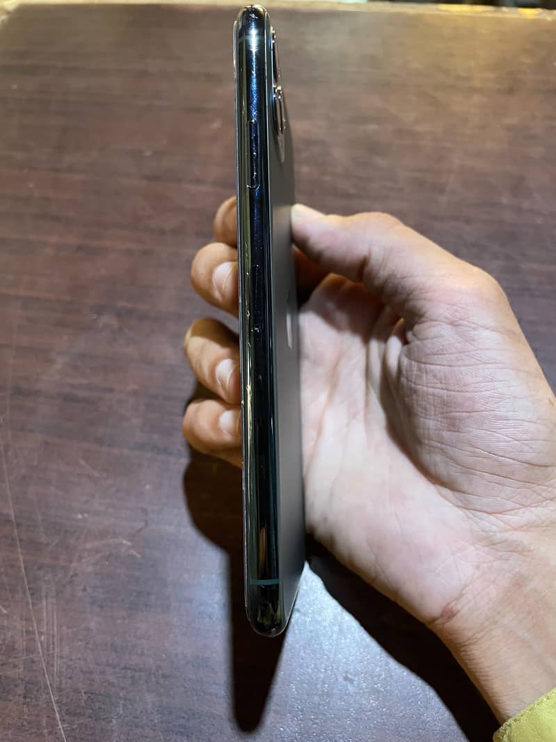 iPhone 11pro max 3