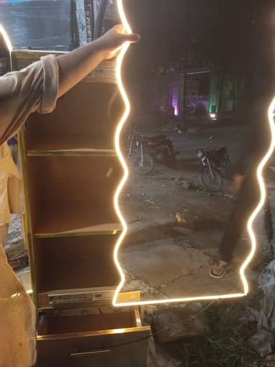light mirror