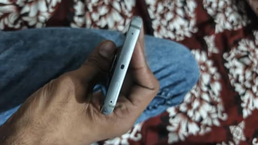 Samsung Mobile S6 Edge