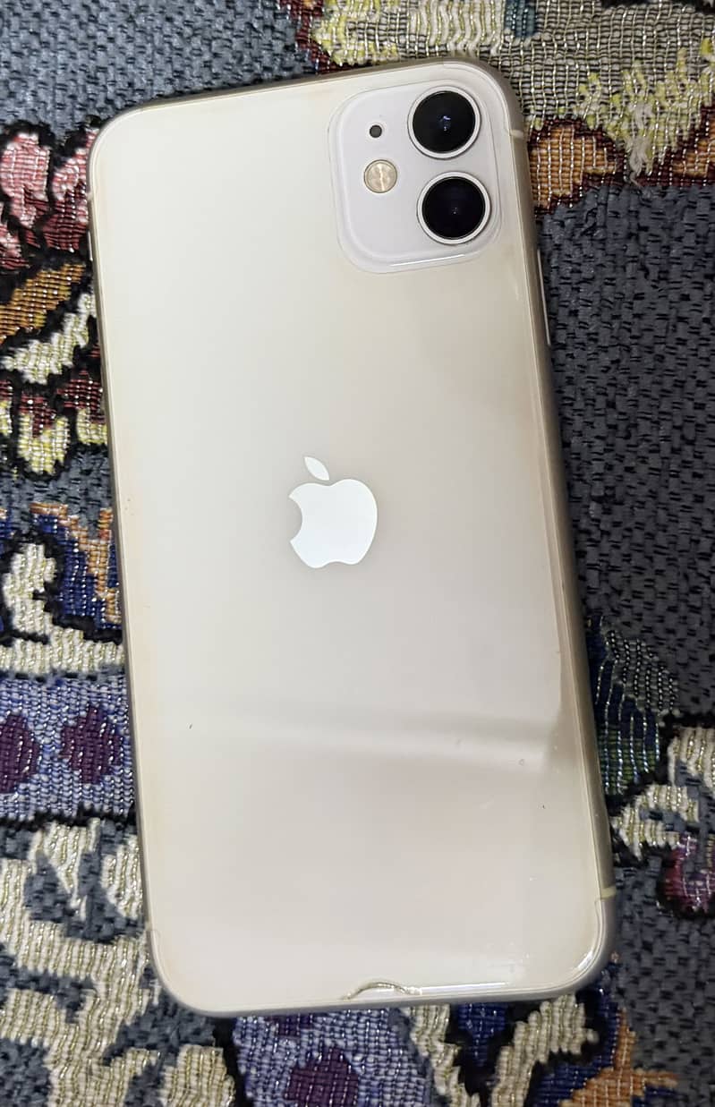 Apple iPhone 11 0