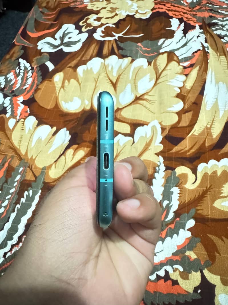 One Plus 8T 3