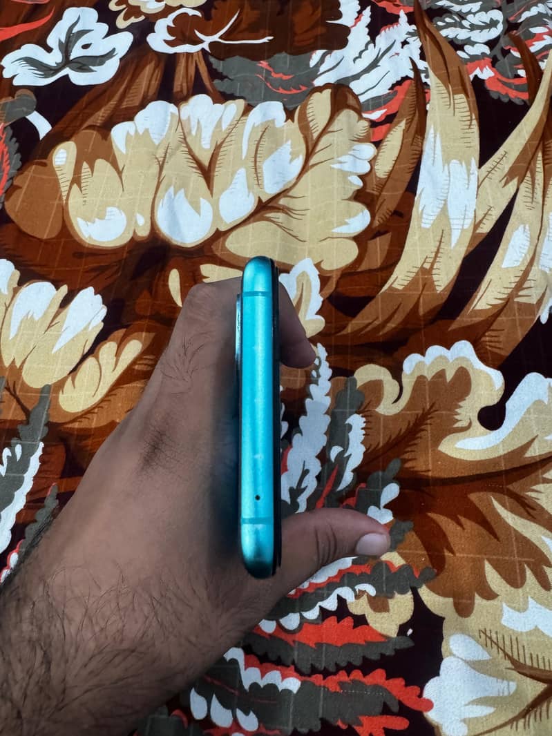 One Plus 8T 4