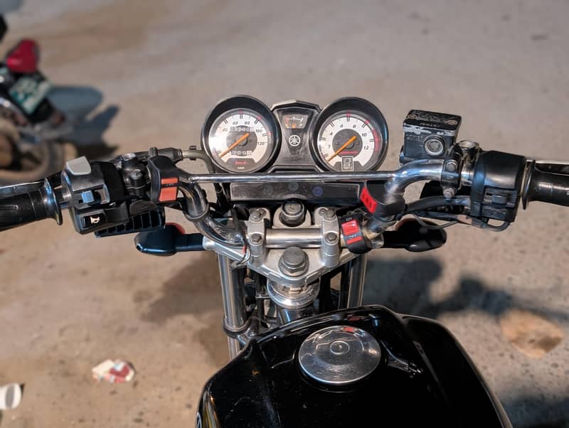 Yamaha 5