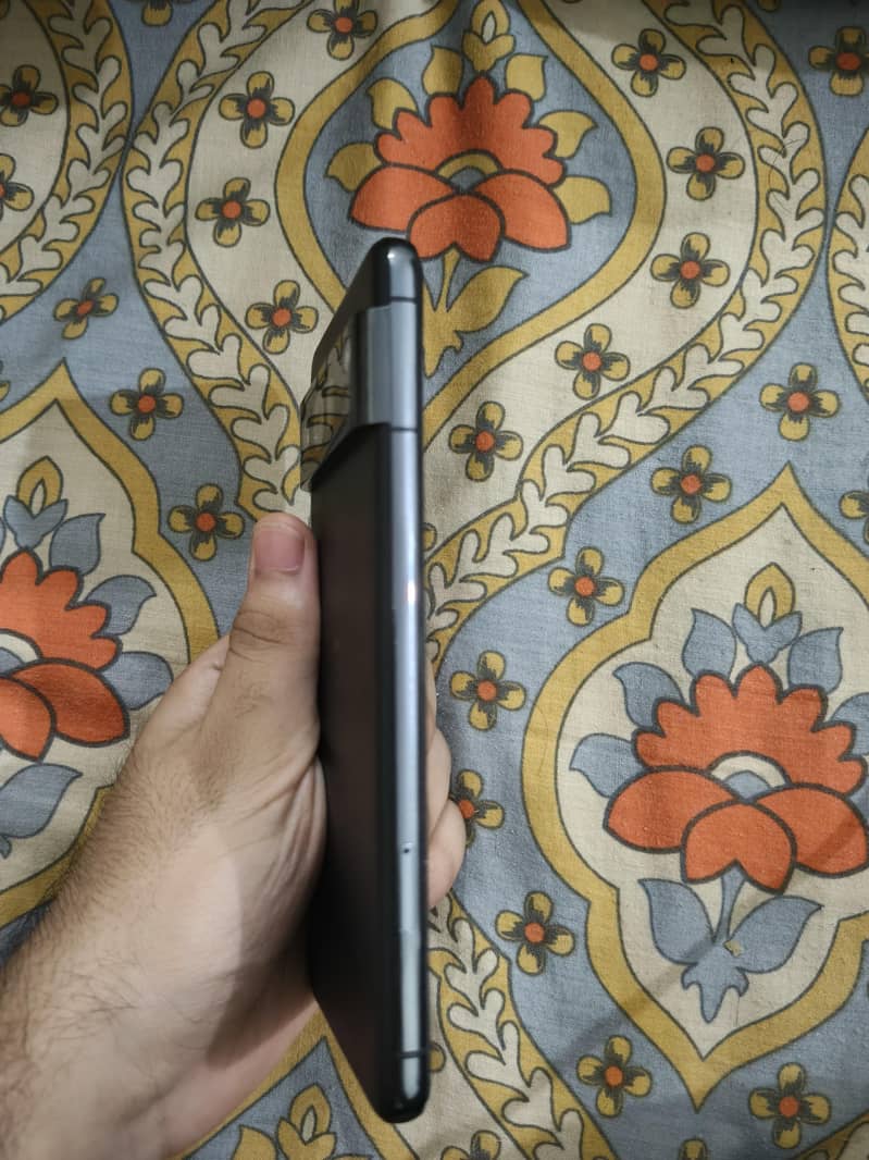 Google Pixel 8 Pro 5