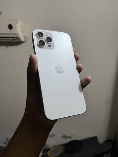 Apple iPhone 12 Pro Max Factory unlock  + Charger + Wire