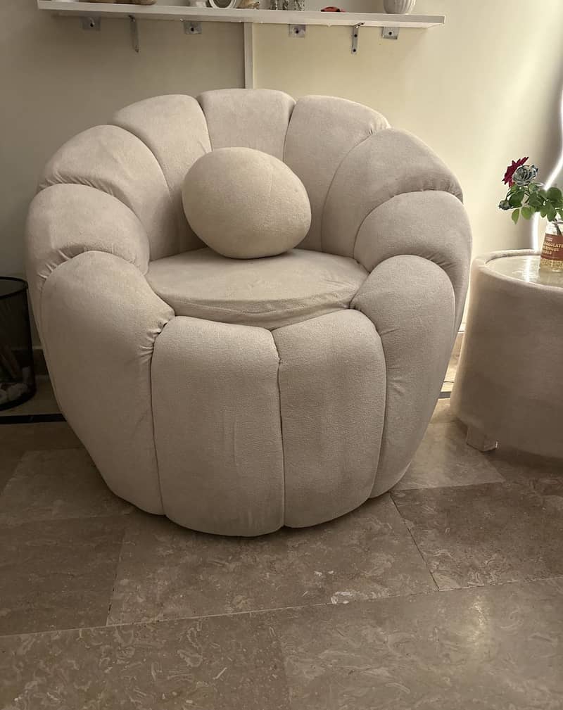 Tuffted Bubble Sofa set with coffee table 1