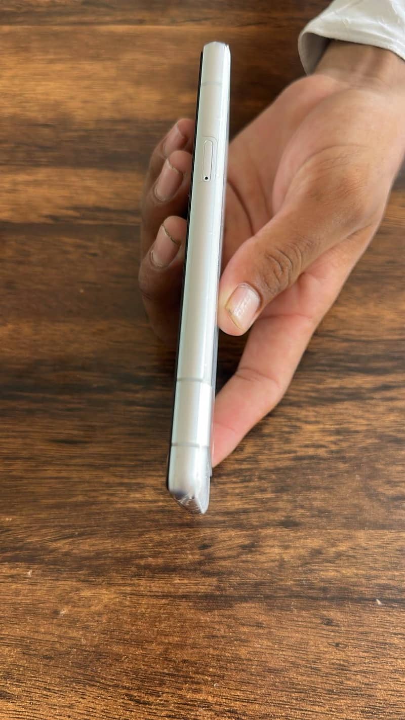 Google Pixel 7 3