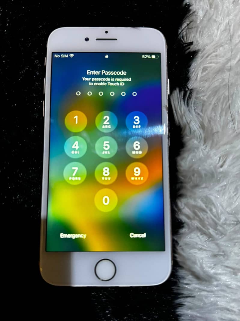 Apple iPhone 8 1