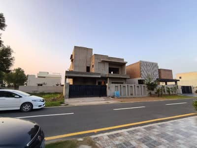 Urgent For Sale Near Main Bulivard