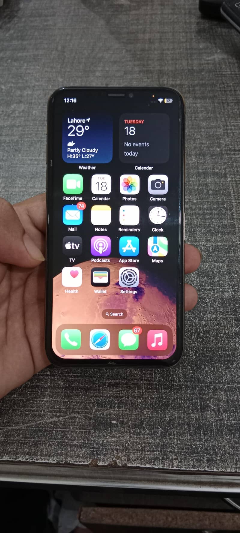 Apple iPhone XS 5