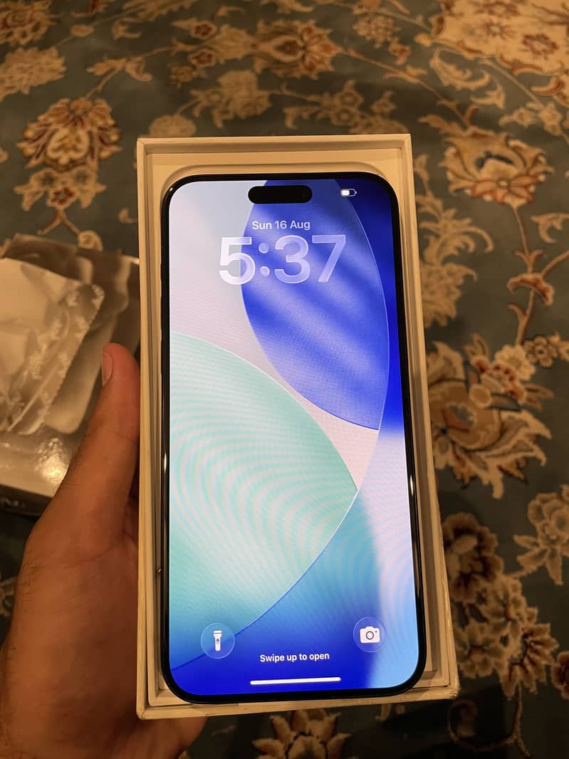 Apple iPhone 15 Pro Max 3