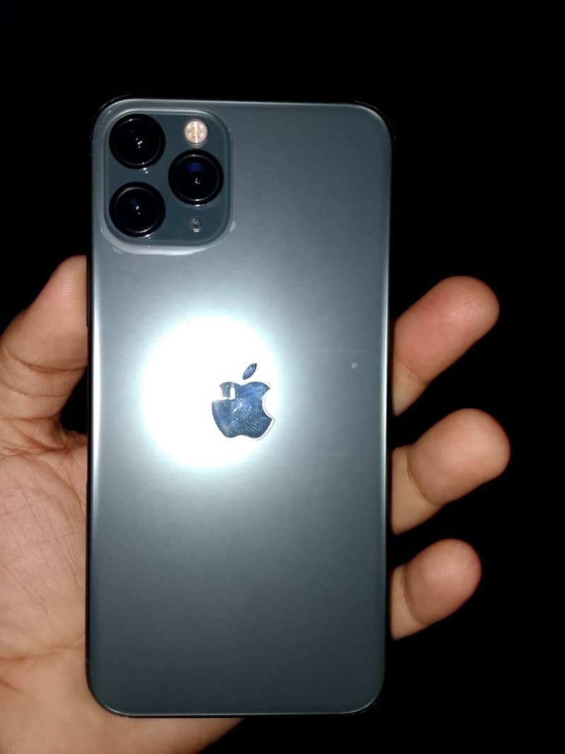 Apple iPhone 11 Pro 2