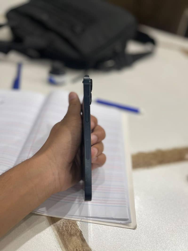 Apple iPhone 14 1