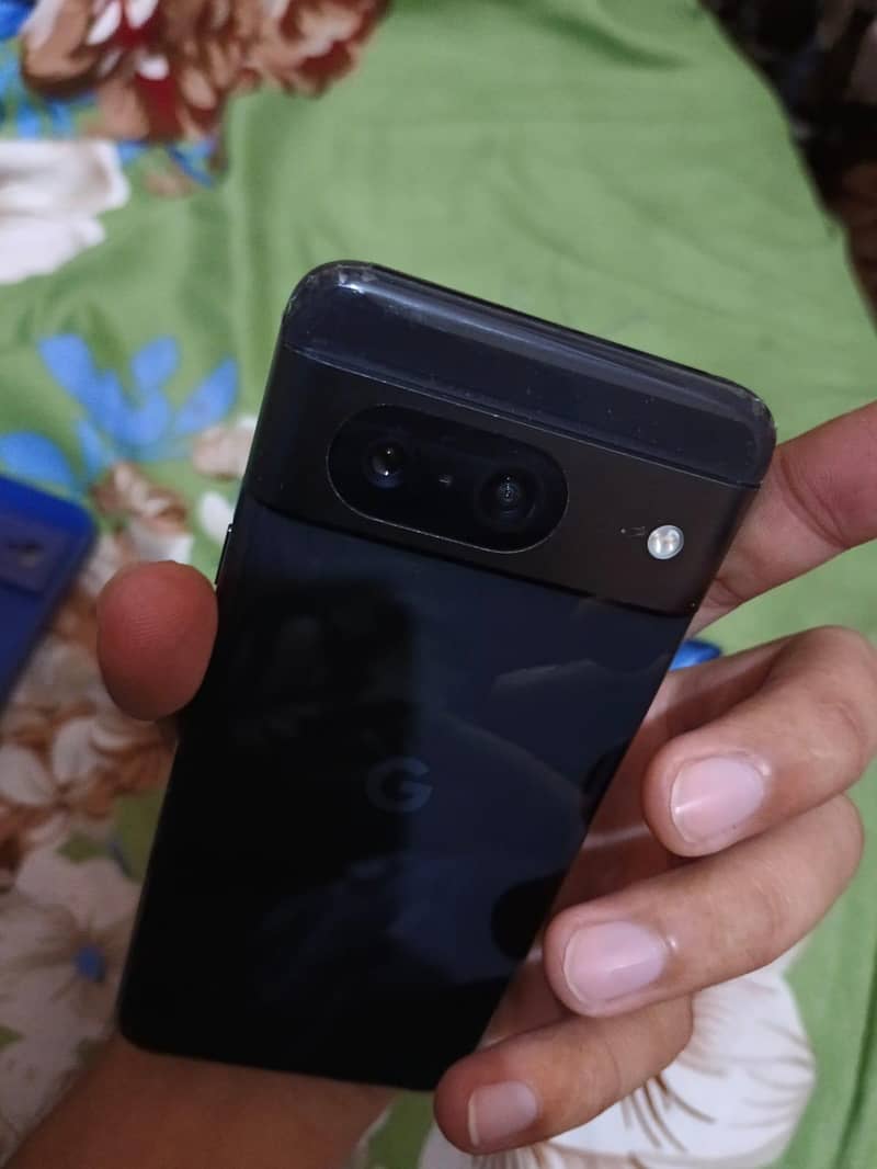 Google Pixel 8 0
