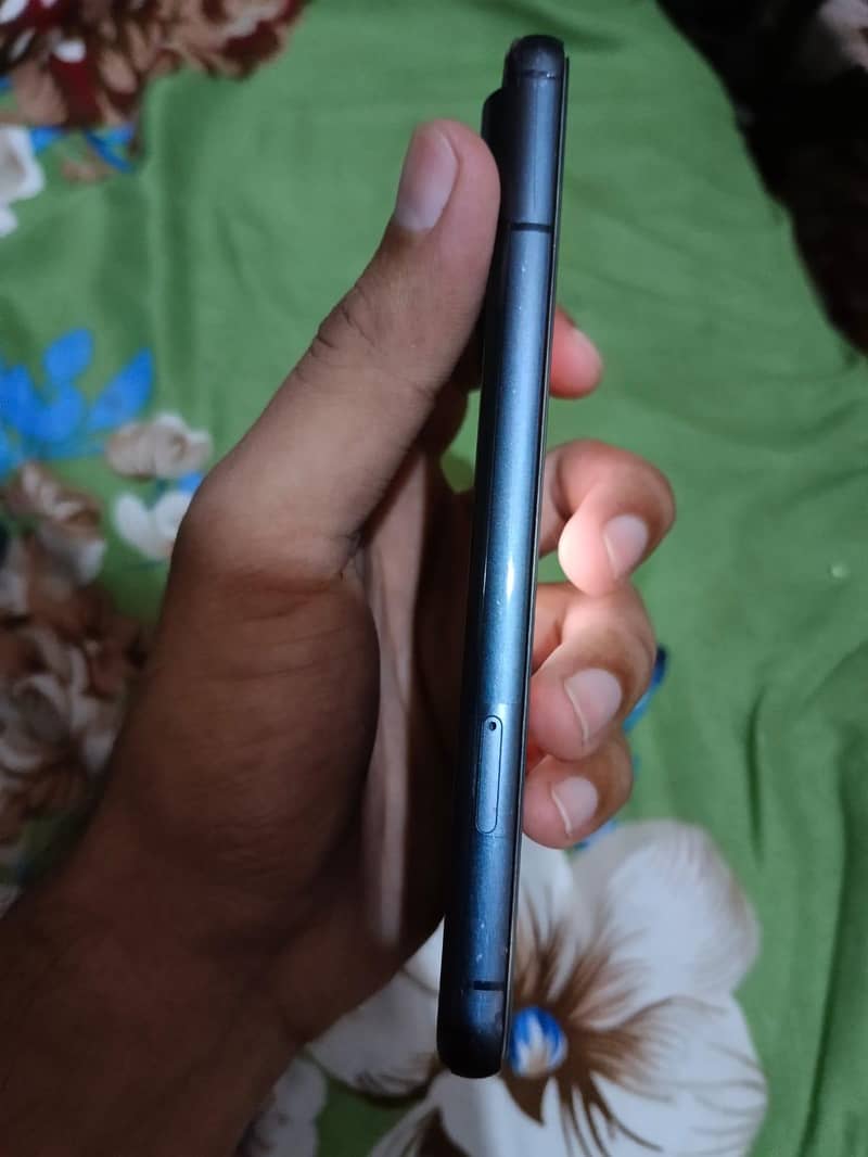 Google Pixel 8 3