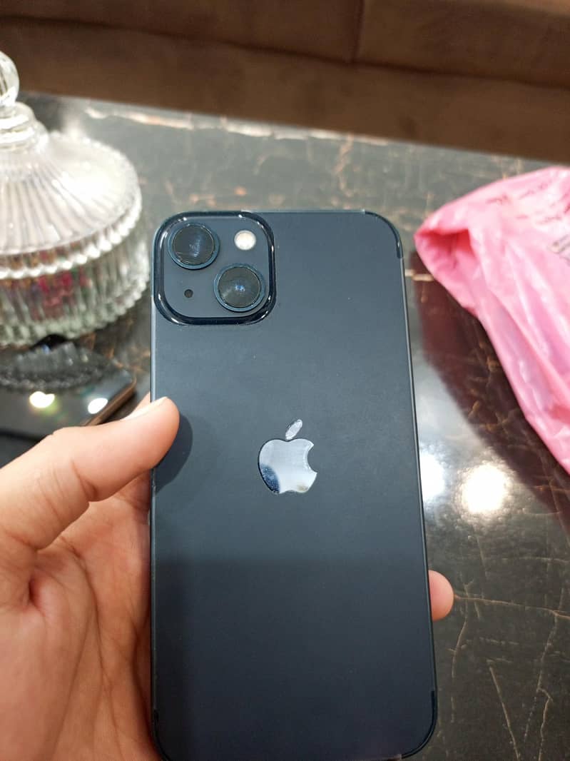 Apple iPhone 13 2