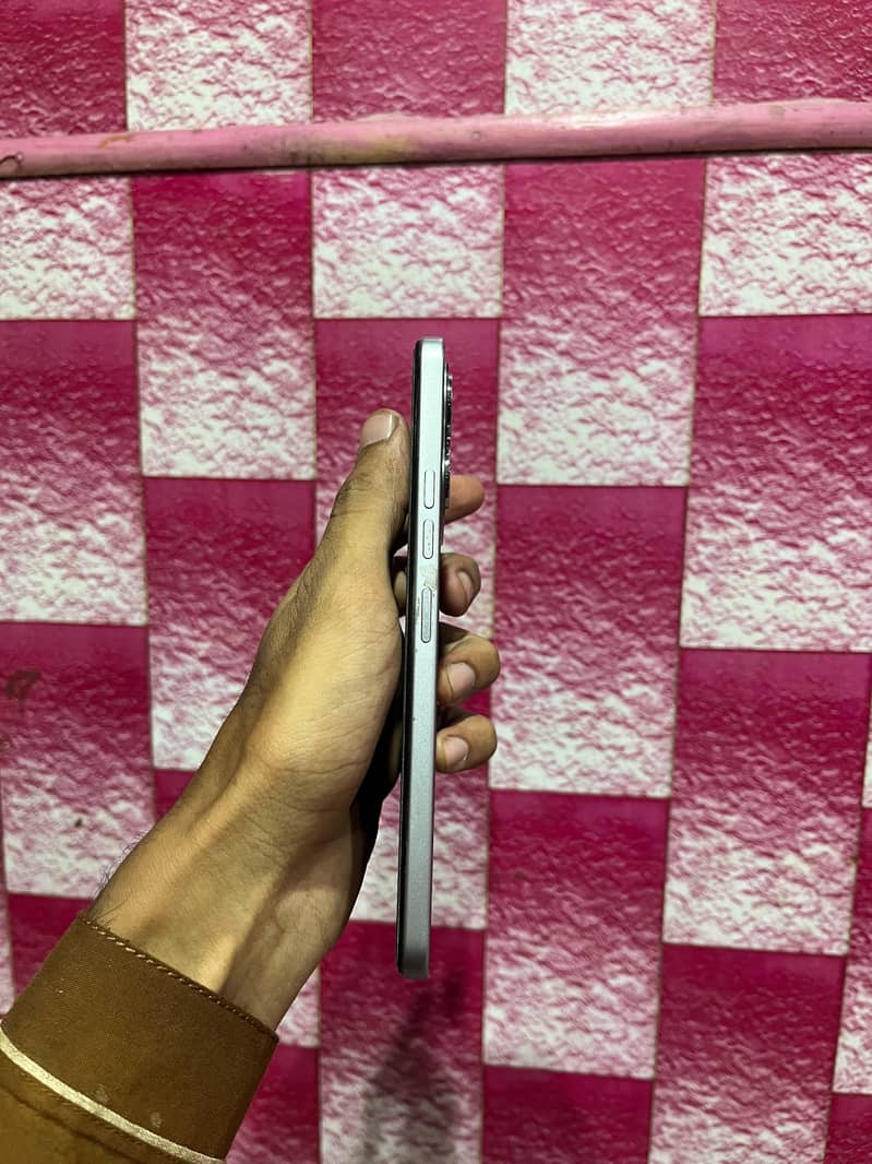 Tecno Spark 40 5