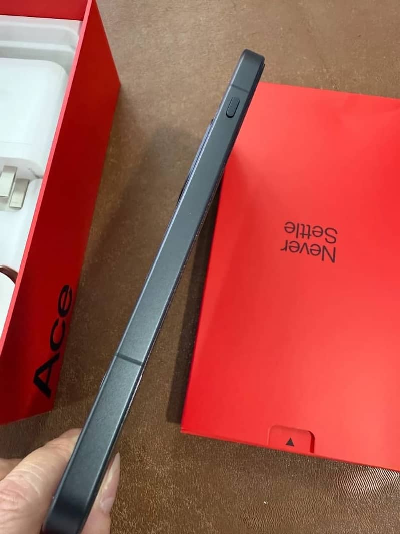 One Plus Ace 6 Supreme Edition 2