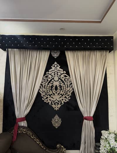 Curtain
