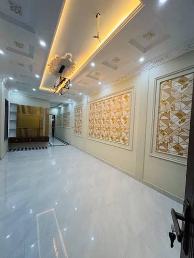 5MARLA PORTION AVAILABLE FOR RENT IN EDEN BOULEVARD SOCIETY COLLEGE ROAD