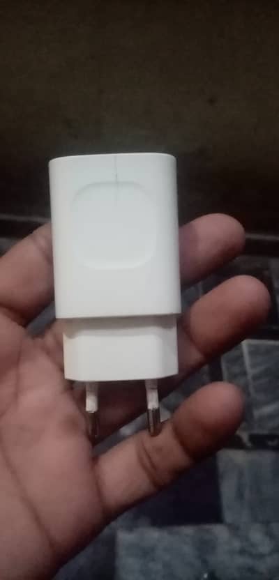 18 WATT ZTE FAST CHARJING OPTION DETA HE