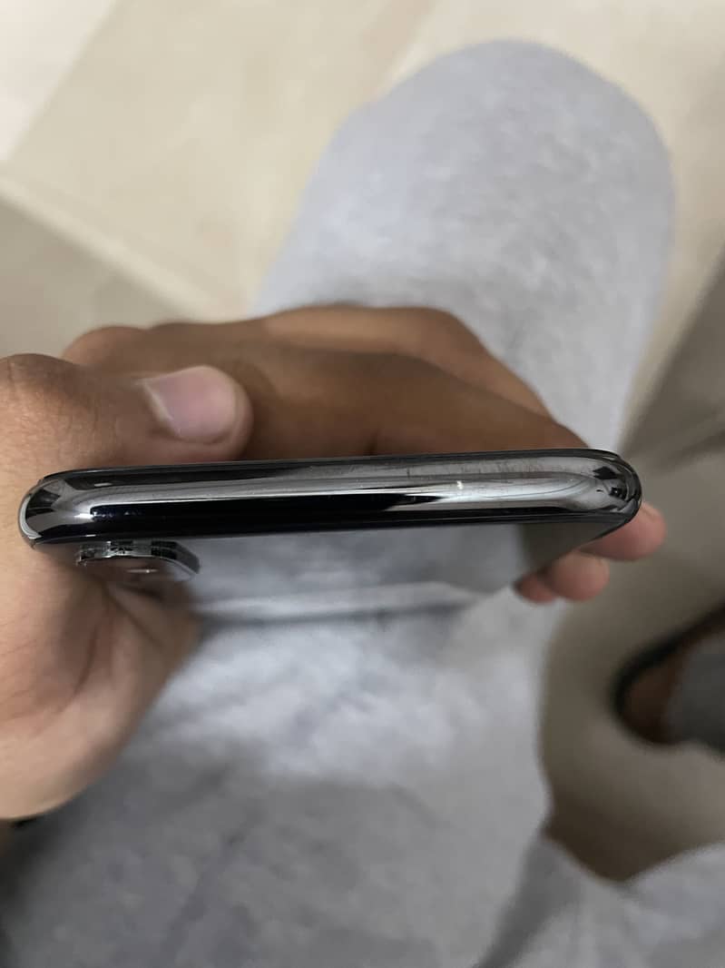 Apple iPhone X 1