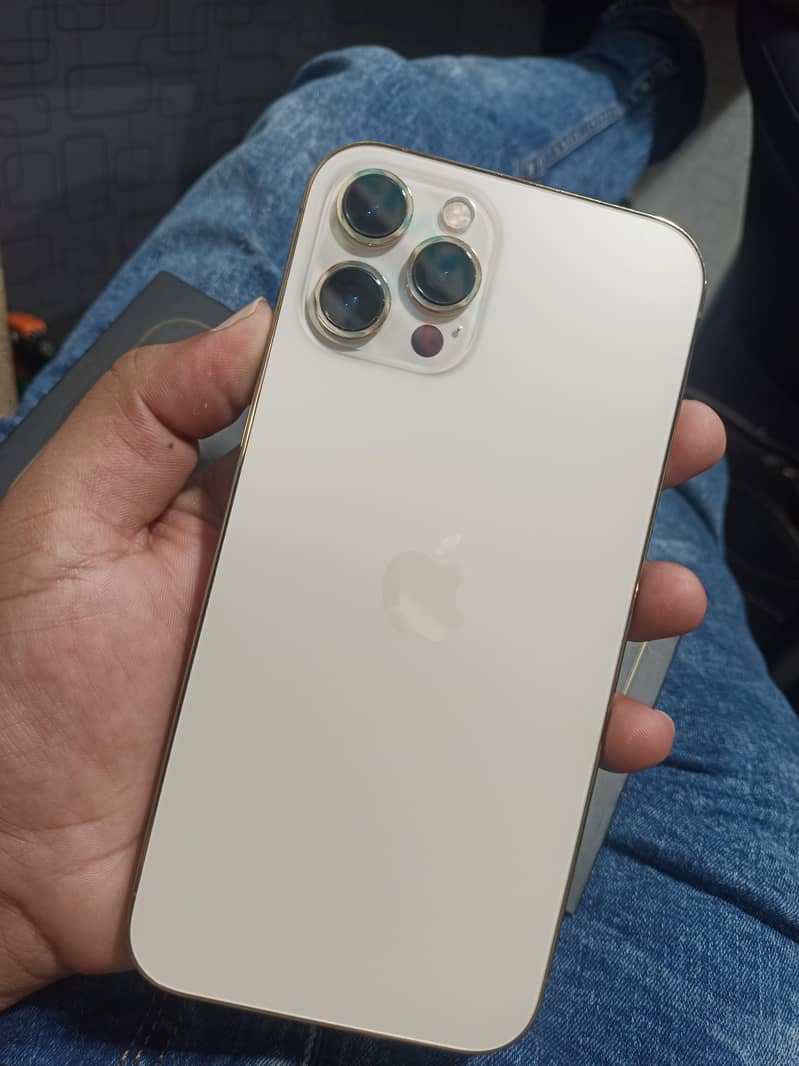 Apple iPhone 12 Pro Max 7