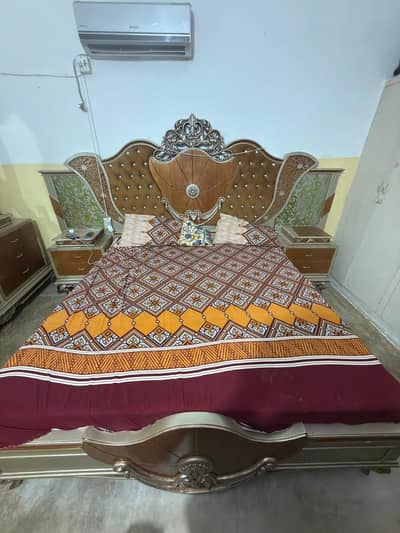 King size bed and dressing good condition fiber