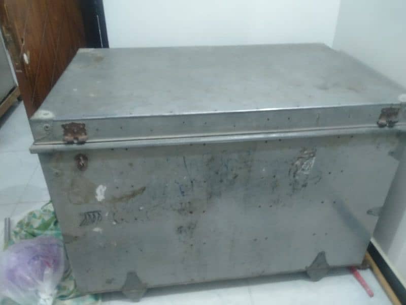 Heavy Trunk 3