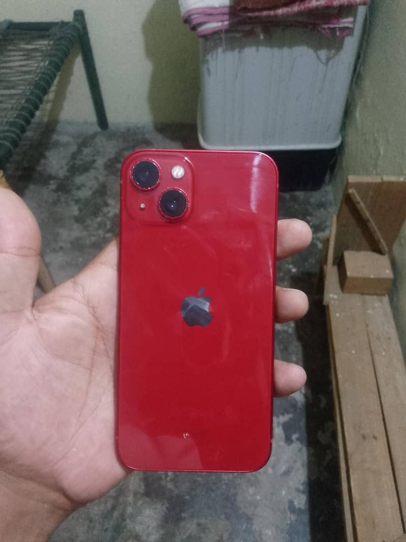 Apple iPhone 13 5