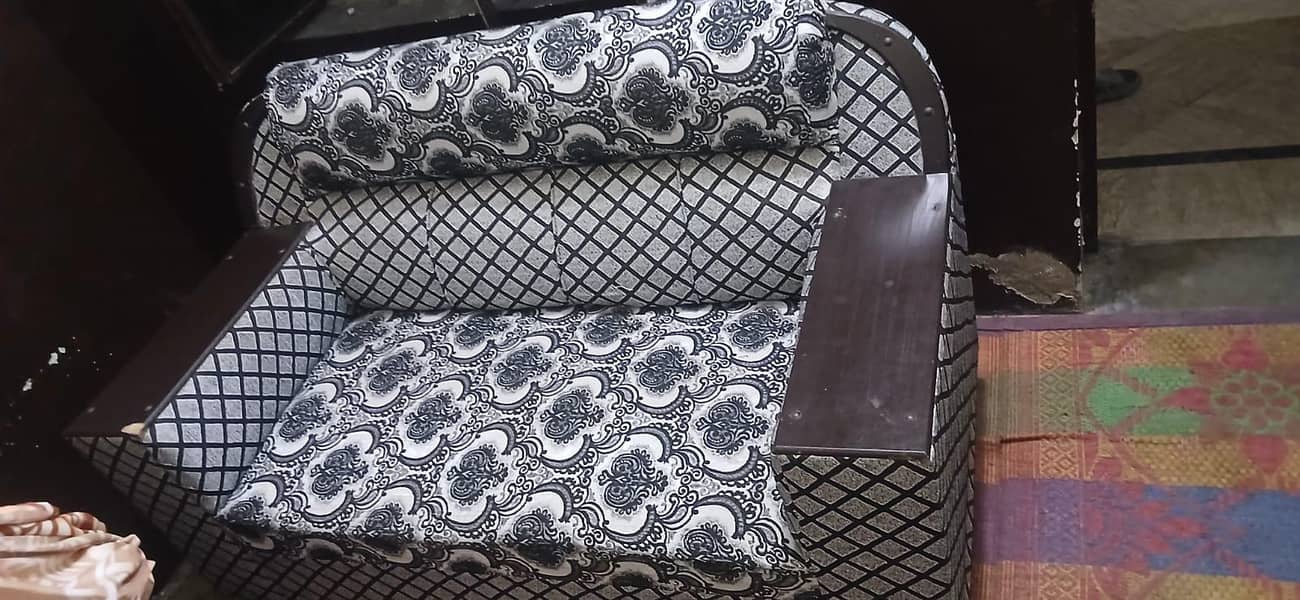 Modern sofa set 0