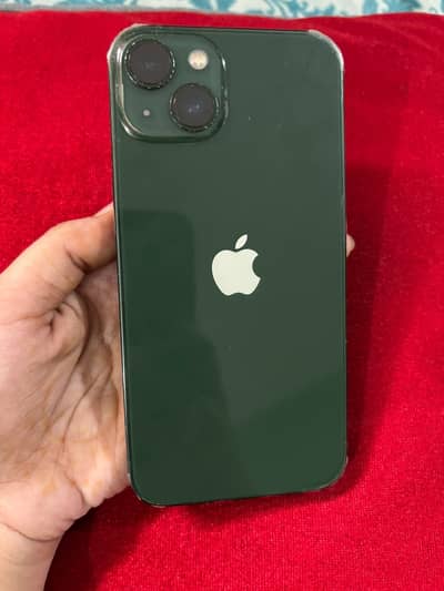 Apple iPhone 13