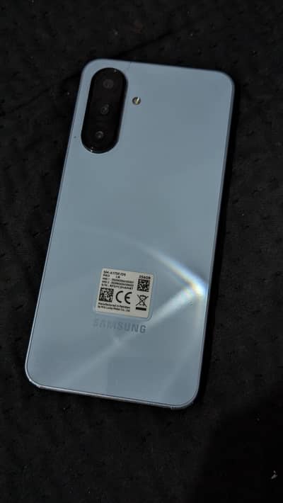 Samsung Mobile A 17