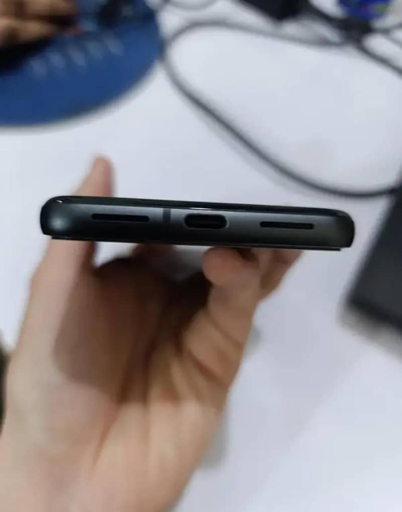 Google Pixel 8 3