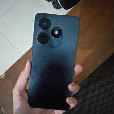 Tecno Spark Go
